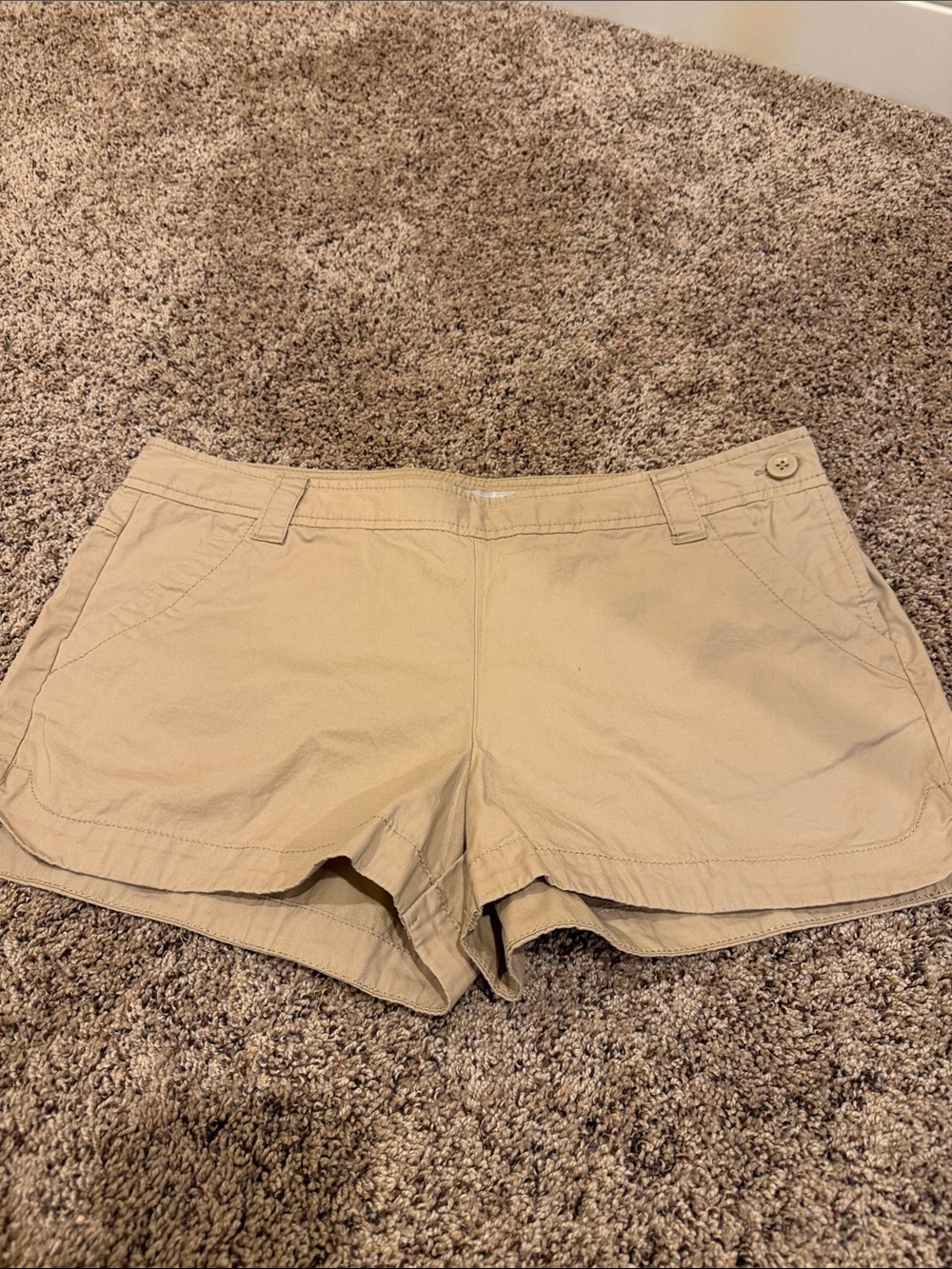 Old Navy Khaki Women's Casual Cotton Bermuda Shorts